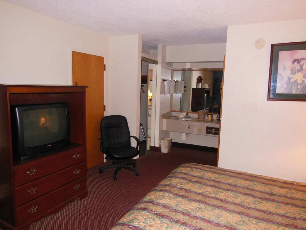 Quality Inn South Boston - Danville East Eksteriør billede