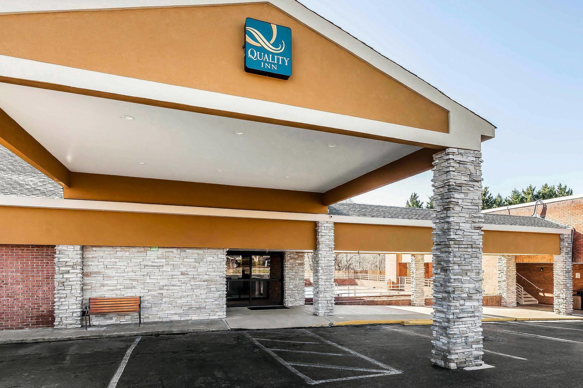 Quality Inn South Boston - Danville East Eksteriør billede