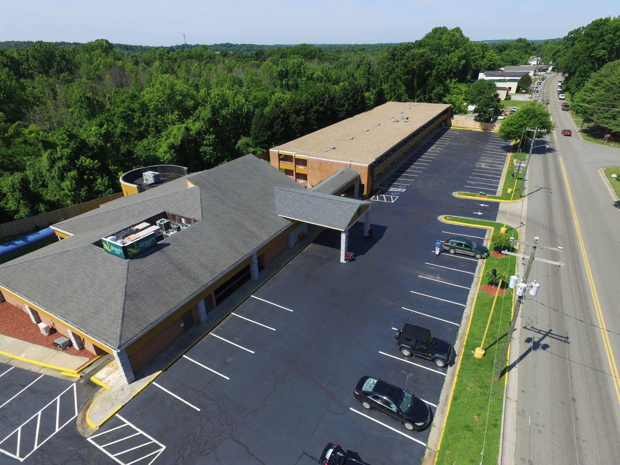 Quality Inn South Boston - Danville East Eksteriør billede