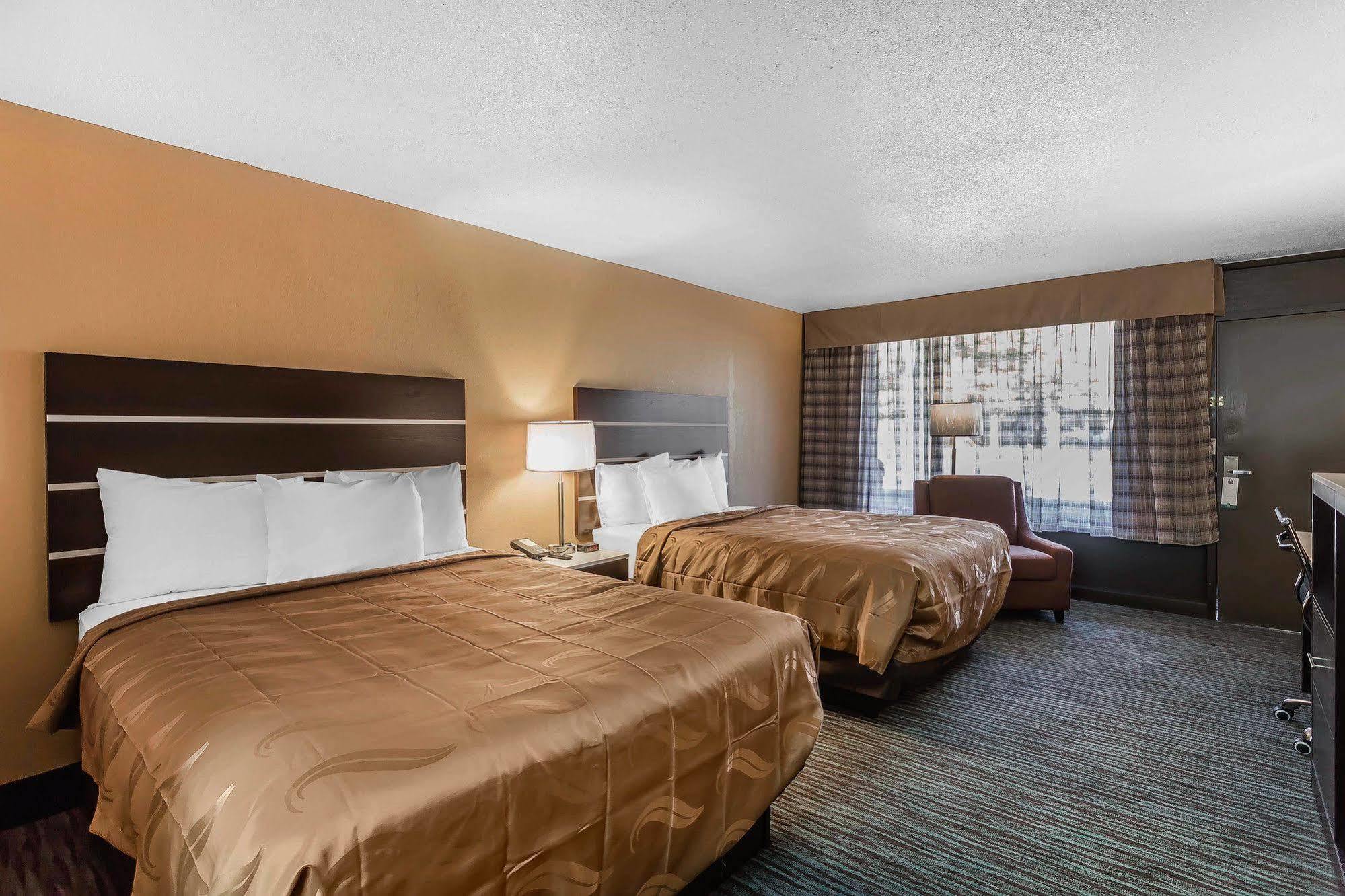 Quality Inn South Boston - Danville East Eksteriør billede