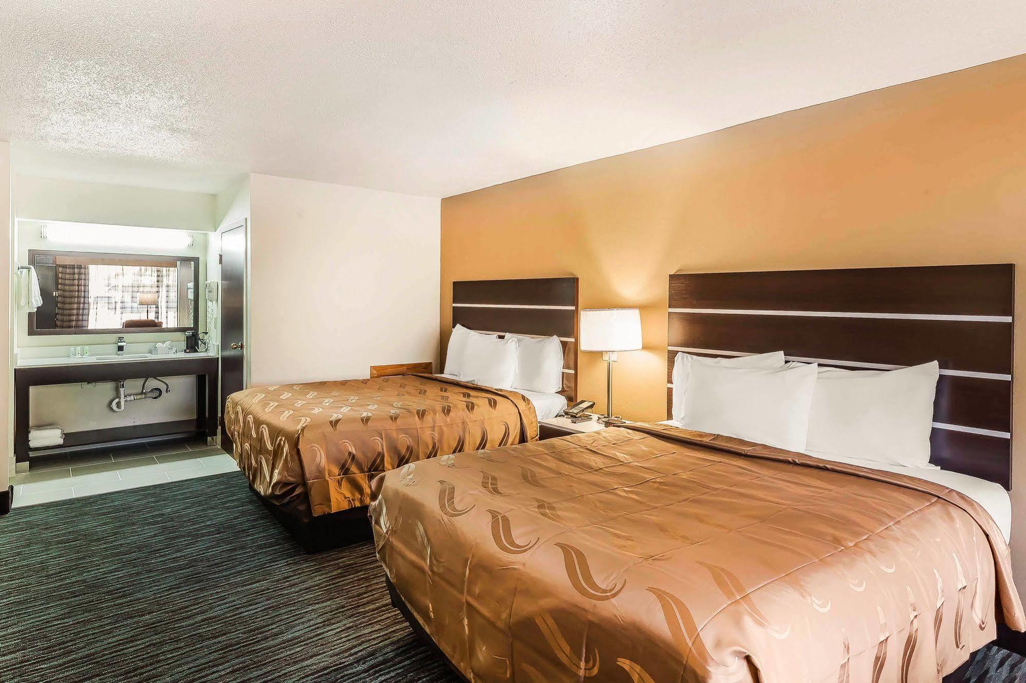 Quality Inn South Boston - Danville East Eksteriør billede