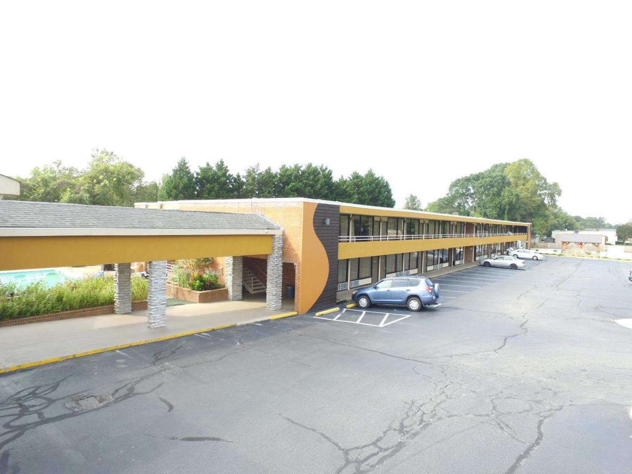 Quality Inn South Boston - Danville East Eksteriør billede